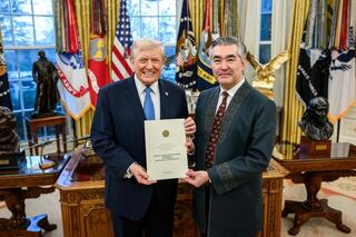 Посол Казахстана вручил верительные грамоты Президенту США