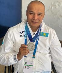 Поздравление акима Акмолинской области Еркина Габбасова с серебряной медалью на Кубке Мира по Пара пулевой стрельбе