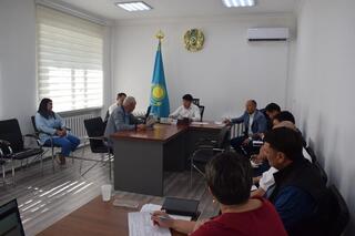 Аким города провел приём граждан по личным вопросам