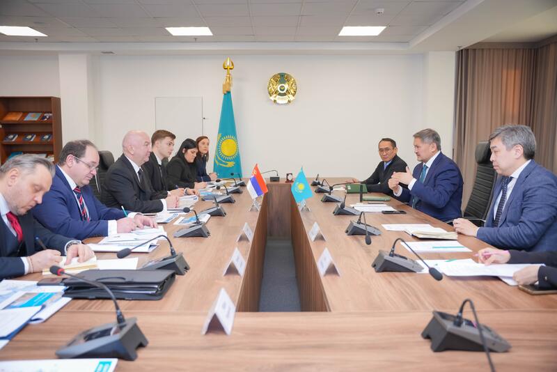 Состоялась встреча министров Казахстана и Сербии по вопросам научно-технологического сотрудничества