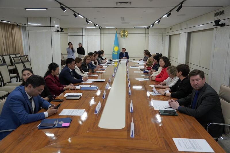 Благополучие матери и ребенка в центре внимания: в Астане прошло специальное совещание