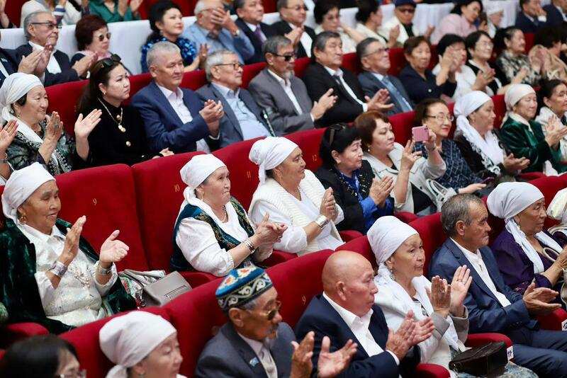 Юбилейный вечер в честь 75-летия заслуженного деятеля культуры Нурнияза Муханова прошел в Актау