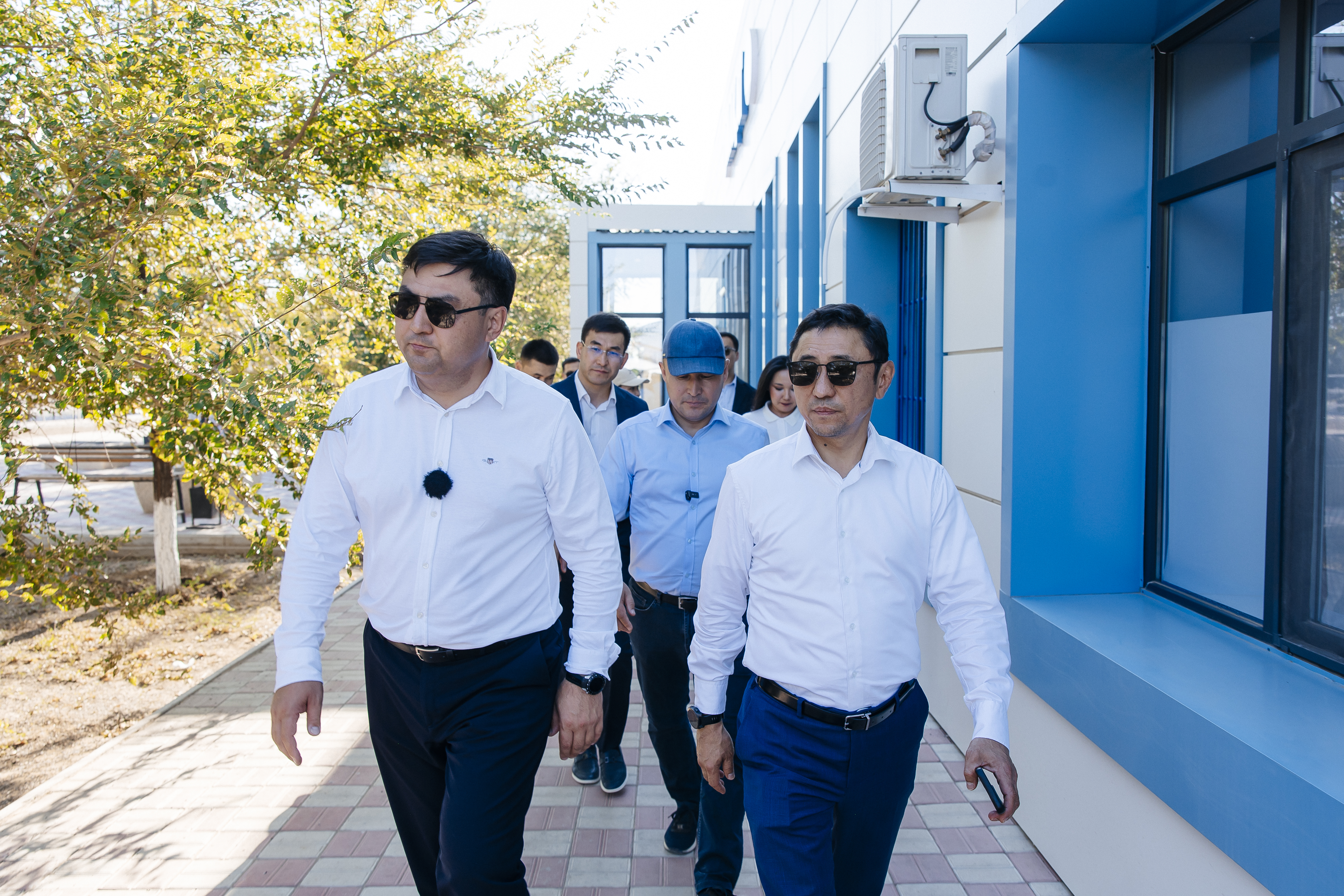 Болат Акчулаков проинспектировал проблемные объекты Макатского района