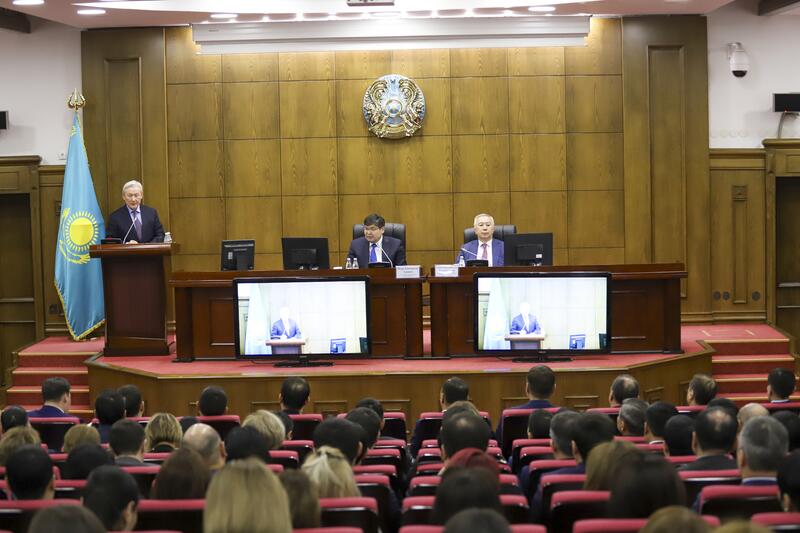 Меры поддержки бизнеса и новые цифровые решения обсудили на коллегии Минфина