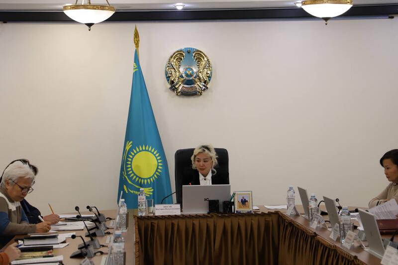 Вопросы обеспечения лиц с инвалидностью ортопедической обувью обсудили в Минтруда