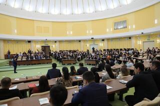 В преддверии старта отбора в Президентский молодежный кадровый резерв председатель АДГС Дархан Жазықбай встретился с молодежью