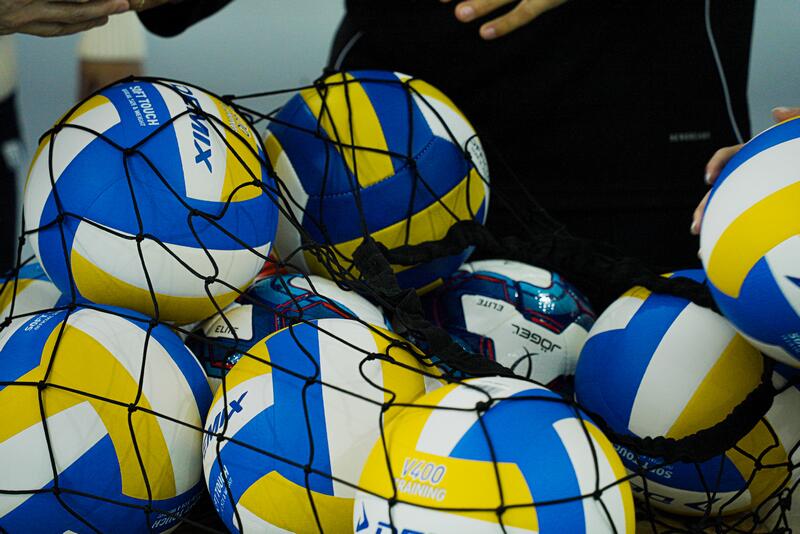 Игроки «Шахтёра» встретились со школьниками