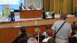 Газификация, тепло, дороги, благоустройство – Ермаганбет Булекпаев на встрече с жителями Шахтинска обсудил развитие города  