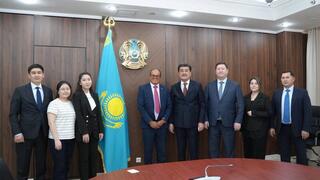 Министр экологии Казахстана провёл встречу с Исполнительным секретарём международных экологических конвенций