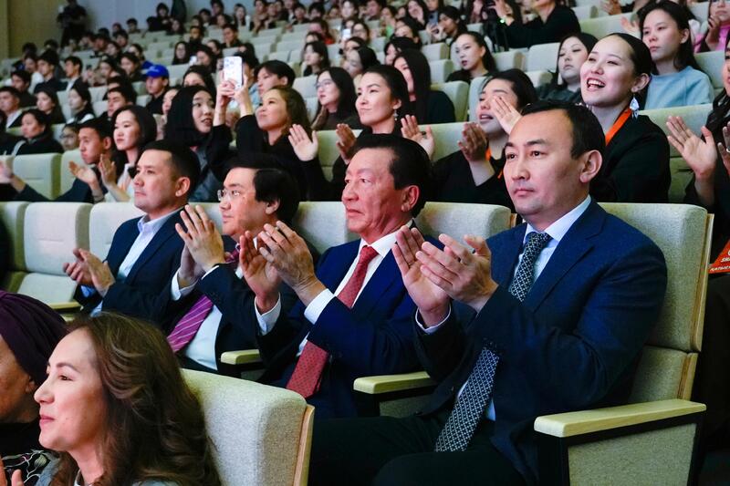 Победителей и призеров Международного конкурса творческой молодежи «Шабыт» наградили в Астане