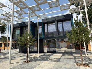 В Алматы открывается первый в Казахстане бокс-парк из морских контейнеров