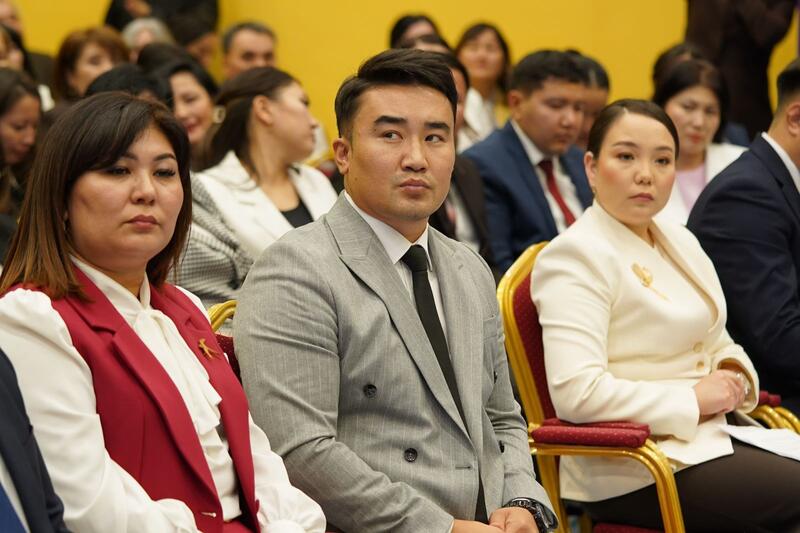 Жулдыз Сулейменова вручила сертификаты 403 резервистам проекта «1000 лидеров изменений в образовании»