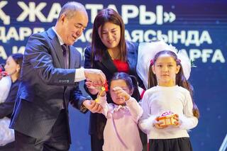 «Лидер года – 2025»: В ЗКО наградили активную молодежь