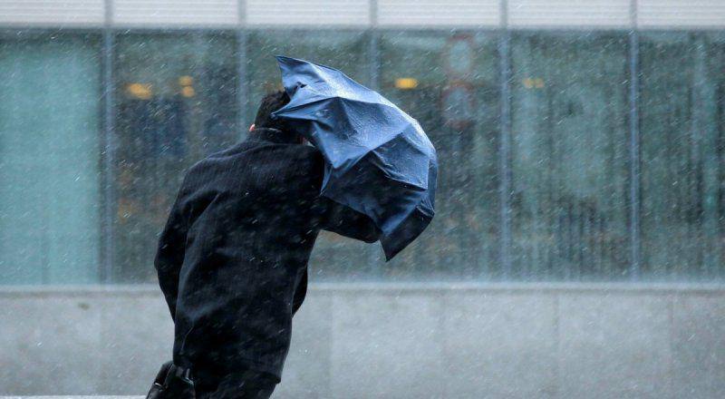 Столичные спасатели обратились к жителям в связи с погодными условиями