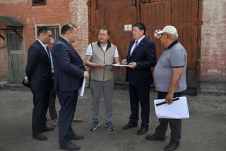 Аким области ознакомился с проектами, направленными на развитие микрорайонов Семея