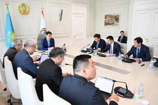 Аким Алматы поручил усилить вовлечение молодежи в реализацию инициатив «Таза Қазақстан»