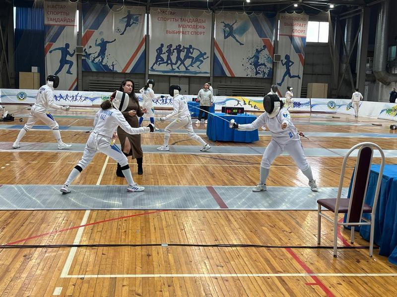 Караганда впервые принимает Кубок Казахстана по фехтованию