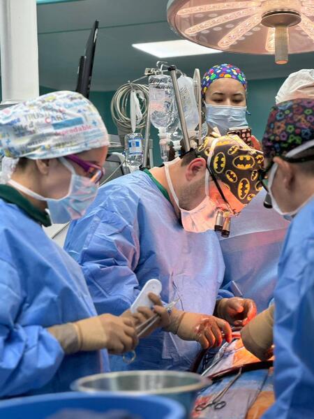 В НИИ КАРДИОЛОГИИ И ВНУТРЕННИХ БОЛЕЗНЕЙ УСПЕШНО ВЫПОЛНЕНА ТРЕТЬЯ В ЭТОМ ГОДУ ТРАНСПЛАНТАЦИЯ СЕРДЦА