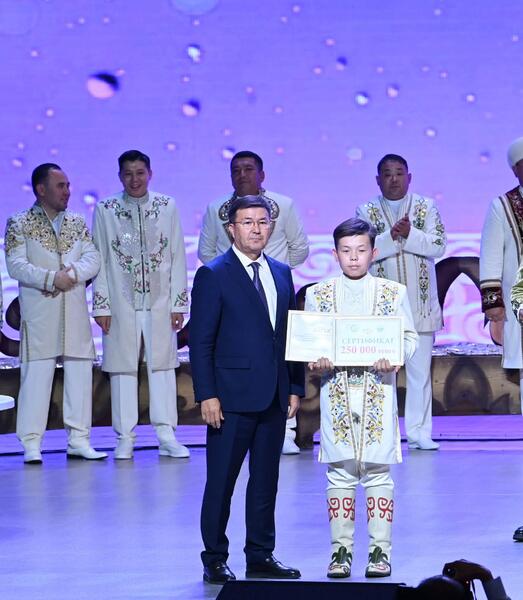 Жетісу мен Сыр өнерпаздарының дәстүрлі сайысы