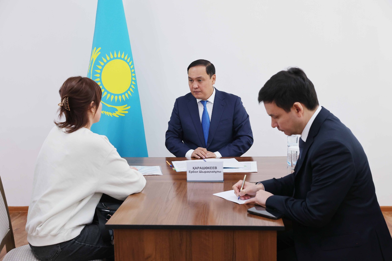 Ербол Карашукеев встретился с жителями Байзакского района