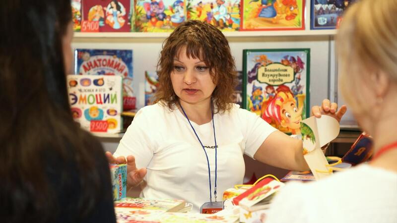 Прибыли издательства из 15 стран: крупная международная книжная выставка собрала читателей в Астане