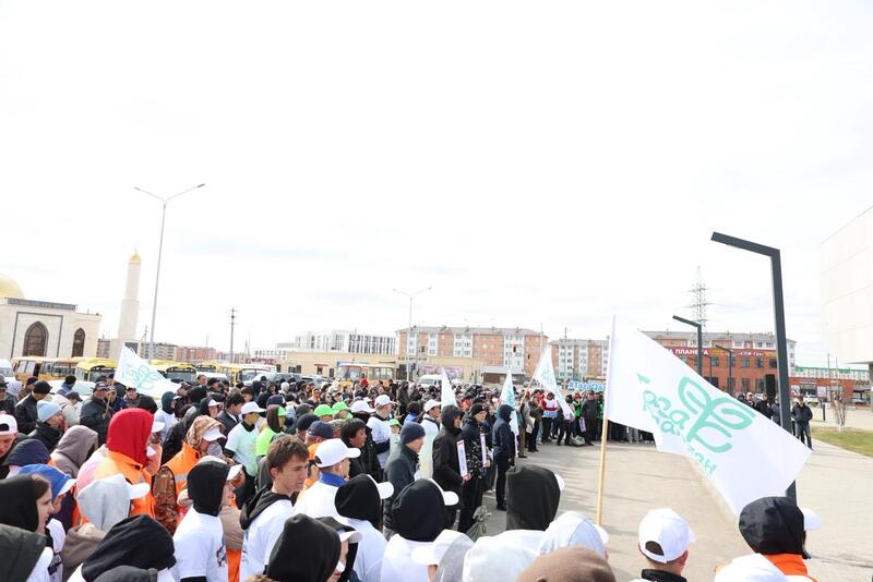 Тысяча горожан поддержала акцию «Таза Қазақстан» на масштабном экоплоггинге в Косшы