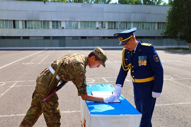 В Казахстане состоялся первый выпуск офицеров запаса по специальности «Кибербезопасность»