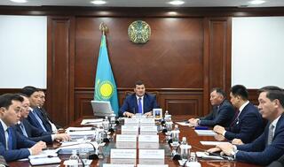 Награждены граждане, внесшие вклад в строительство нового стадиона