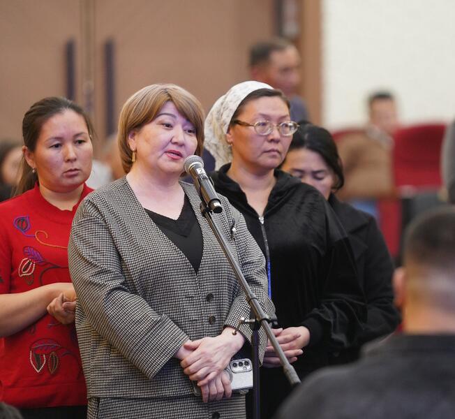 НУРАЛХАН КУШЕРОВ ВСТРЕТИЛСЯ С ЖИТЕЛЯМИ ГОРОДА ТУРКЕСТАНА И ОБСУДИЛ АКТУАЛЬНЫЕ ВОПРОСЫ