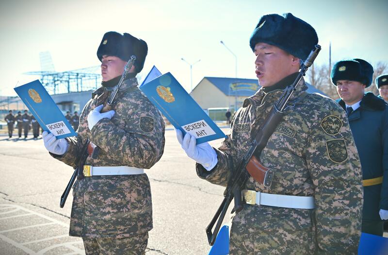 Более 1500 молодых десантников принесли Военную присягу