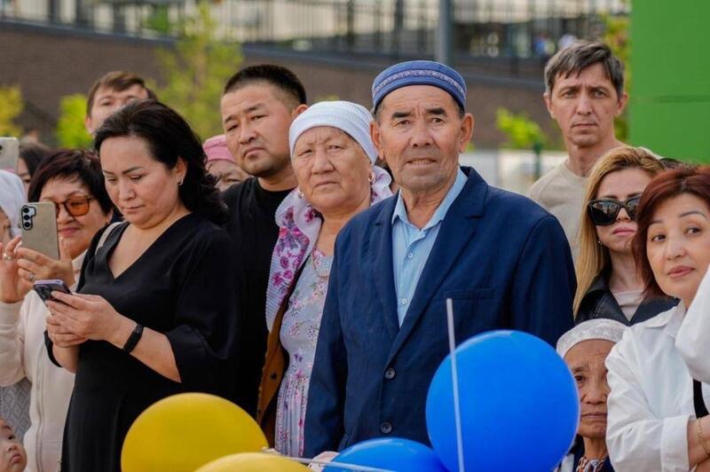 Более 14 тыс. выпускников окончили школу в Астане