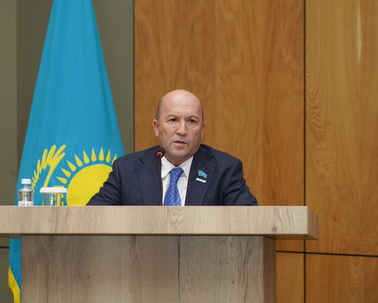 В ТУРКЕСТАНЕ С УЧАСТИЕМ СОВЕТНИКА ПРЕЗИДЕНТА ОБСУДИЛИ ПРИОРИТЕТНЫЕ НАПРАВЛЕНИЯ ПОСЛАНИЯ