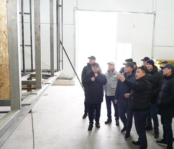 В МАЛОМ ИНДУСТРИАЛЬНОМ ПАРКЕ ТУРКЕСТАНСКОЙ ОБЛАСТИ НАЛАЖЕНО ПРОИЗВОДСТВО КАПСУЛЬНЫХ ДОМОВ И СЭНДВИЧ-ПАНЕЛЕЙ