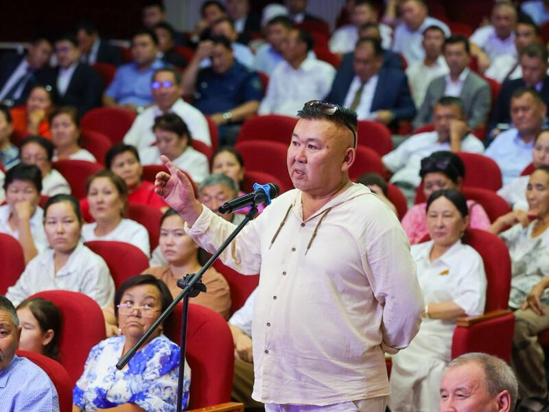 Ербол Карашукеев встретился с жителями Мойынкумского района