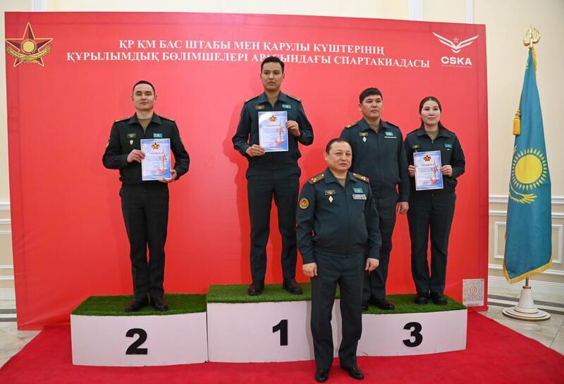 В Министерстве обороны определили сильнейших шахматистов и мастеров игры в тоғызқұмалақ