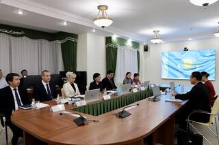 С. Жакупова обсудила развитие сотрудничества и цифровизацию в социально-трудовой сфере с главой Минтруда Туркменистана М. Сылаповым