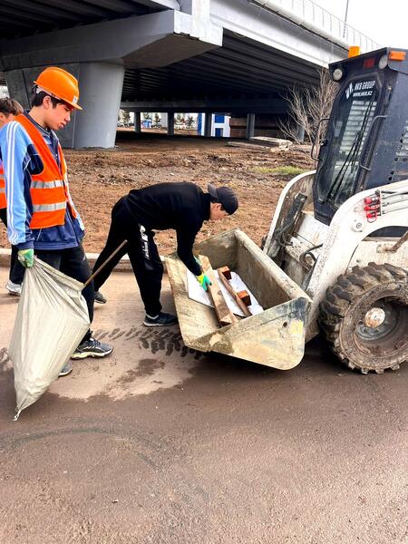 «Таза Казахстан»: порядка 7 тыс. столичных строителей присоединились к экологической акции
