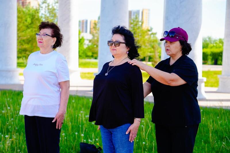 В Астане для пенсионеров организовали особую утреннюю тренировку