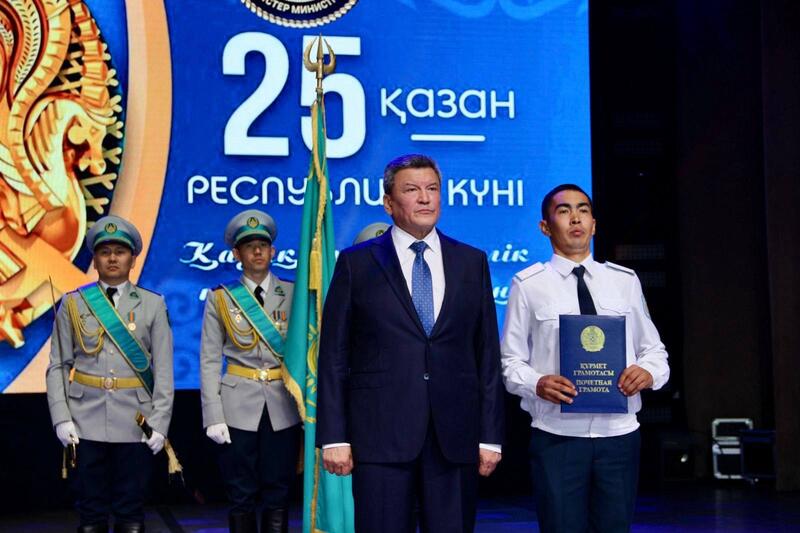 Аким области принял участие в торжественном мероприятии, организованном Департаментом полиции СКО в честь Дня Республики