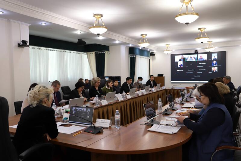 Вопросы обеспечения лиц с инвалидностью ортопедической обувью обсудили в Минтруда