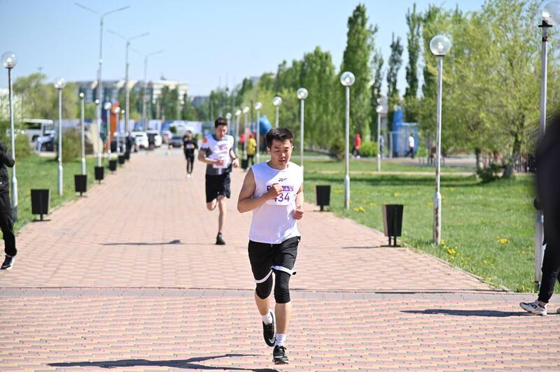 В Актобе прошёл массовый забег «Жубанов RUN», посвящённый 100-летию Алии Молдагуловой