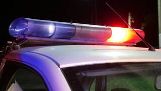 Полицейские пришли на помощь семье на дороге в Акмолинской области