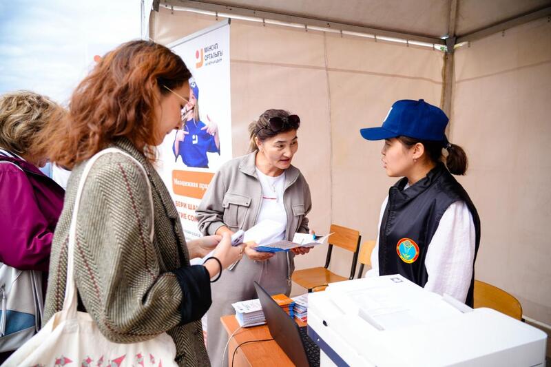 «Жастарға жұмыс»: на ярмарке в Астане было представлено более 1000 вакансий