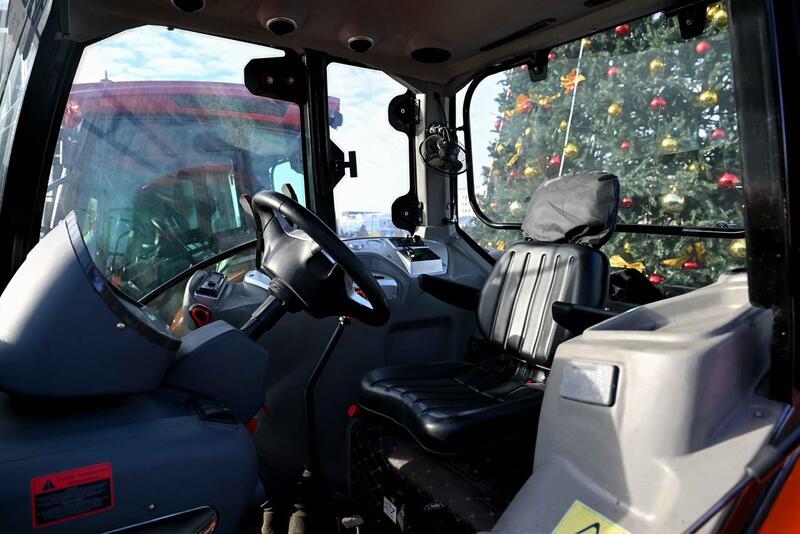 Победителям областного конкурса «Үлгілі ауыл» вручены 20 тракторов