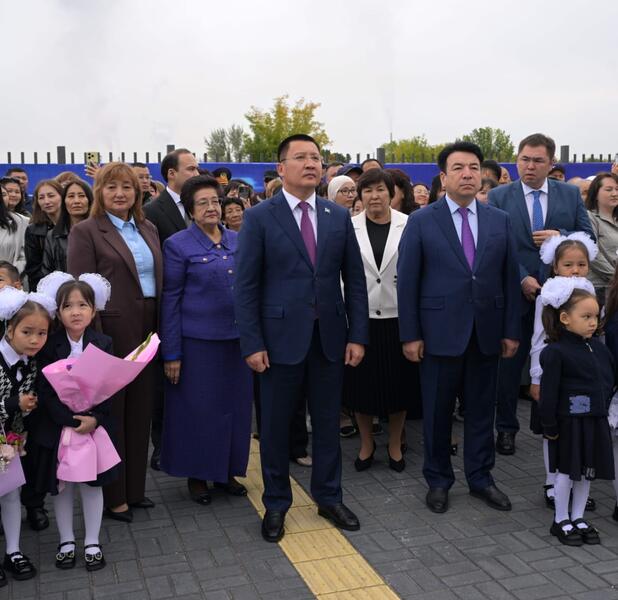 В Павлодаре сегодня произошло по-настоящему знаковое событие — в микрорайоне «Достык» открылась первая в регионе школа будущего, построенная в рамках национального проекта «Келешек мектептері»