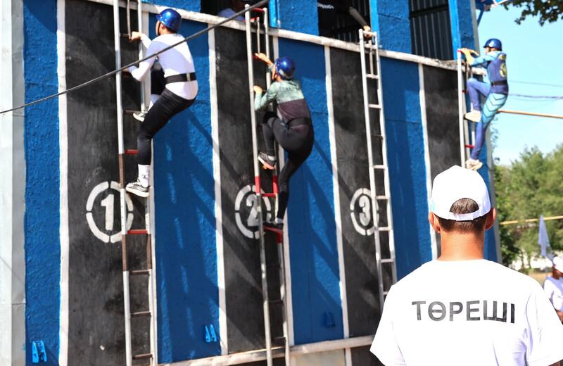 В Уральске завершился первый соревновательный день XV летнего чемпионата МЧС Республики Казахстан по пожарно-спасательному спорту среди юношей и юниоров