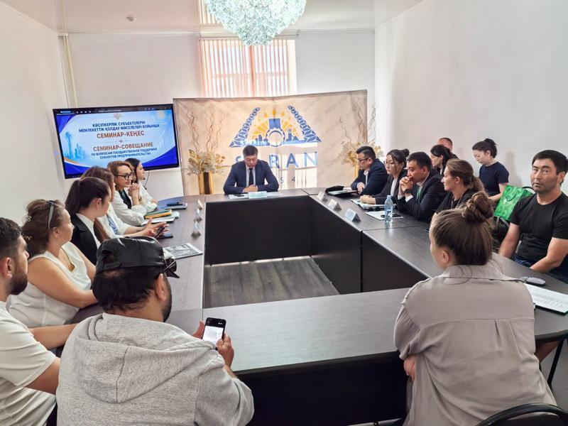 В Карагандинской области работает мобильный офис «Даму» для предпринимателей