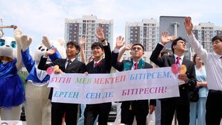 Астанинские выпускники организовали благотворительную акцию