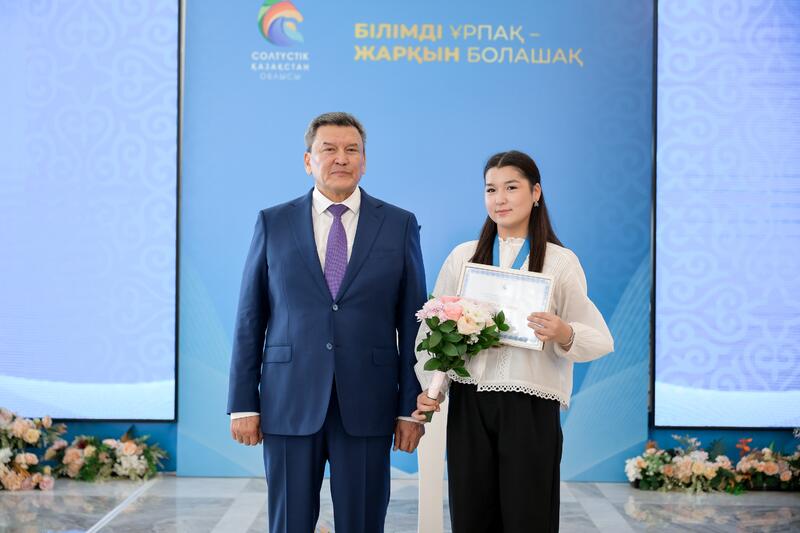 33 школьника СКО отмечены за победы на международных и республиканских олимпиадах