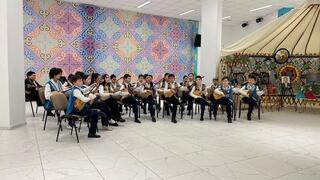Более 11 тысяч юных домбристов Карагандинской области одновременно исполнили известные кюи